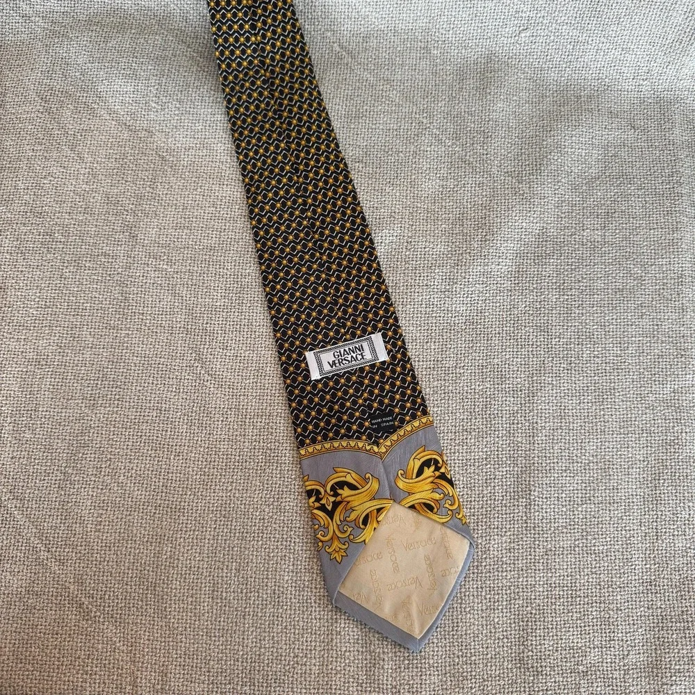 Vintage Gianni Versace 100%‎ Silk Tie Barocco Scroll & Geometric Honeycomb
